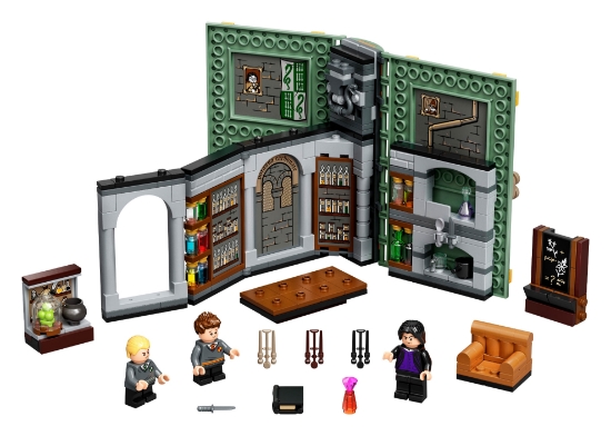 Slika LEGO® HARRY POTTER™  76383 Trenutak iz Hogwartsa: Sat čarobnih napitaka