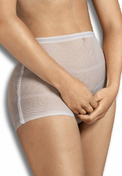 Prikažite detalje za Carriwell mrežaste gaćice, perive do 10  bijele, 4 kom Slika Carriwell mrežaste gaćice, perive do 10  bijele, 4 kom