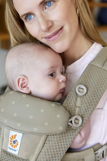 Slika Nosiljka Soft Olive Diamond Omni Breeze Ergobaby 