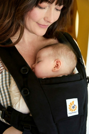 Slika Omni Dream nosiljka Onyx Black Ergobaby 