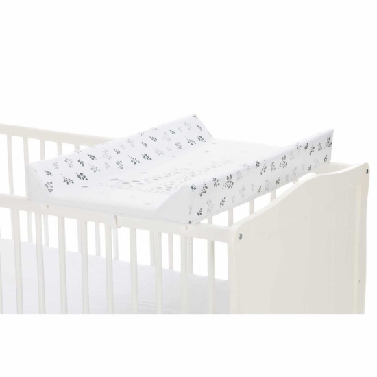 Slika Podloga za prematanje tvrda 47x80x10 cm žirafa Fillikid