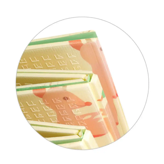 Slika Dvostrana podloga za igru Animals & Road 180 x 200 cm BabyOno