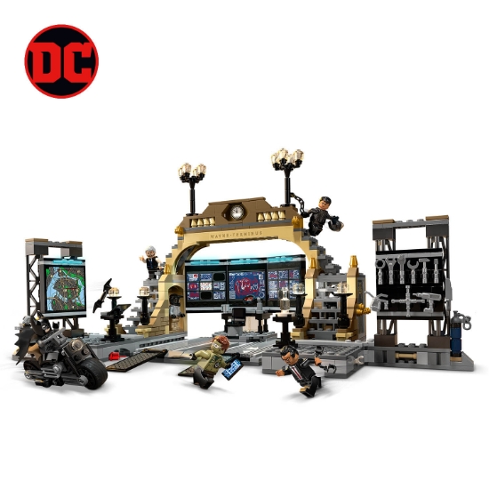 Slika LEGO® SUPER HEROES 76183 Batcave™: obračun s Riddlerom