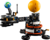 Slika LEGO® TECHNIC™ 42179 Planet Zemlja i Mjesec u orbiti