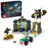 Slika  LEGO® SUPER HEROES 76272 Batman™, Batgirl™, Joker™ i Batmanova špilja™   