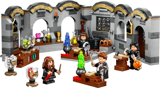 Slika LEGO® HARRY POTTER™ 76431 Dvorac Hogwarts™: sat Čarobnih napitaka 