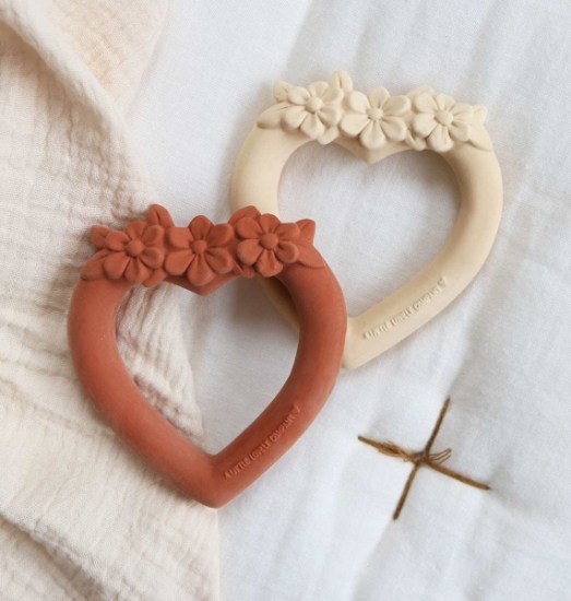 Slika Grickalica za bebe Sweet heart Terracotta - A Little Lovely Company