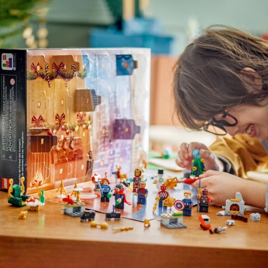 Slika LEGO® MARVEL 76267 Adventski kalendar Osvetnici