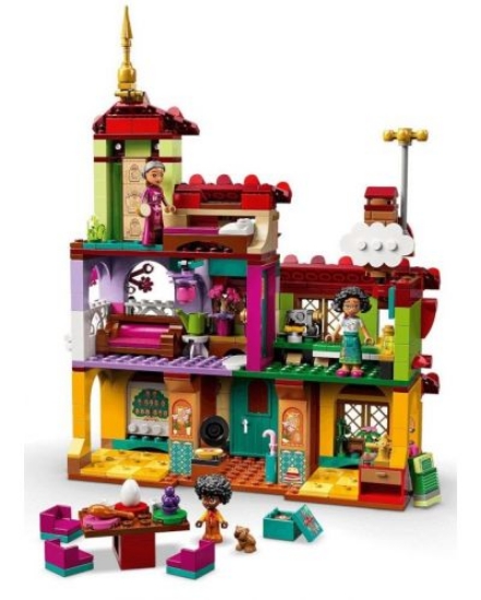 Slika LEGO® DISNEY PRINCESS™ 43202 Kuća Madrigal