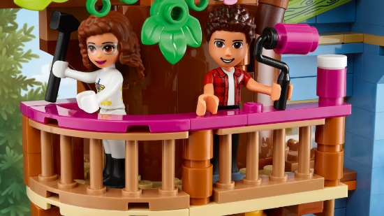 Slika LEGO® FRIENDS 41703 Kućica na drvetu za prijatelje