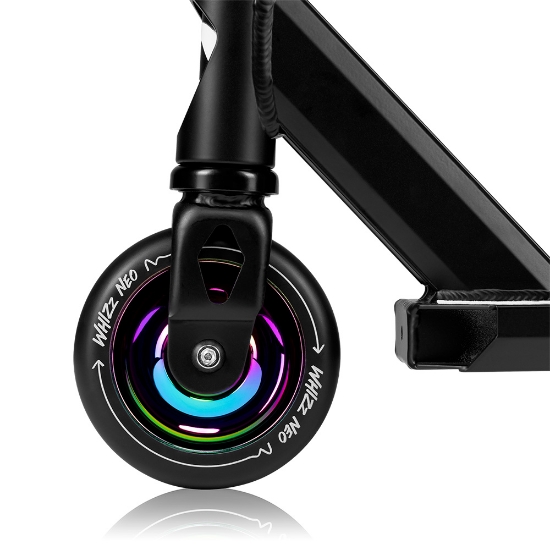 Slika Lionelo Whizz Neo Black Carbon Multicolor romobil 