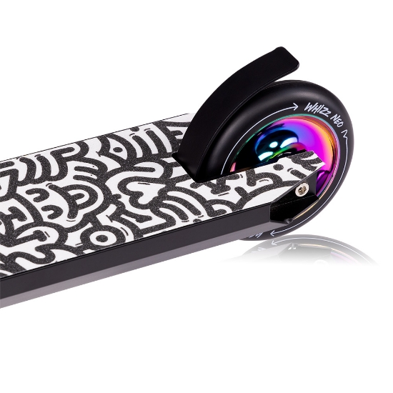 Slika Lionelo Whizz Neo Black Carbon Multicolor romobil 