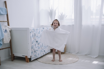 Slika Pončo 1-4 godine bijeli BUBABA BY FREEON