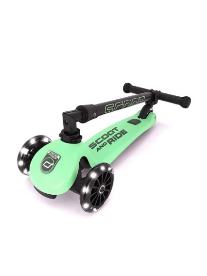 Slika Romobil Highwaykick 3 LED - Kiwi - Scoot&Ride