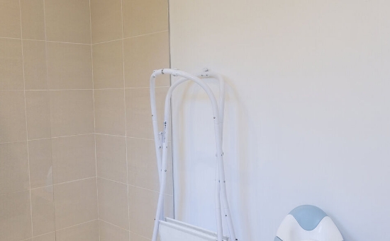 Slika Beaba Camele'o postolje za kadicu ili podlogu za previjanje, White  