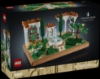 Slika LEGO® ICONS 10359 Vrt s fontanom