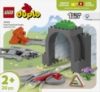 Slika LEGO® DUPLO® 10425 Proširenja: željeznički tunel i tračnice