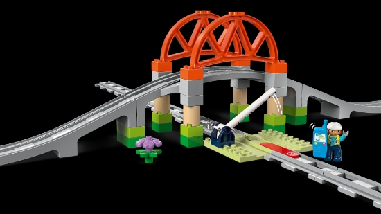Slika LEGO® DUPLO® 10426 Proširenja: željeznički most i tračnice
