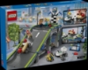 Slika LEGO® CITY Bez ograničenja: trkalište s rampom za automobile 60460 