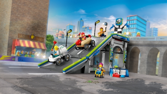Slika LEGO® CITY Bez ograničenja: trkalište s rampom za automobile 60460 
