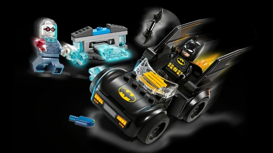 Slika LEGO® SUPER HEROES 76301 Batman™ i Batmobile™ protiv Mr. Freezea™