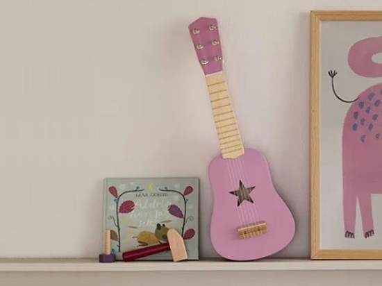 Slika Dječja drvena gitara - tamno roza