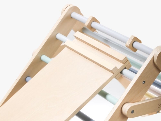 Slika Rastući Montessori Picklerov Trokut s 2u1 pločom – Pastel set