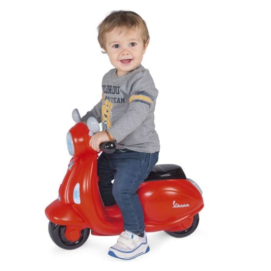 Slika Guralica Vespa Primavera crvena 0951900 CHICCO 