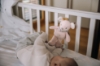 Slika Plišana igračka na povlačenje Mišica Zoe, 21 cm 83464 FREE 2 PLAY 