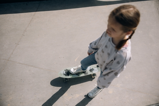 Slika Skateboard Glow in the dark, sa svijetlima 57 cm 85413 FREE 2 MOVE 