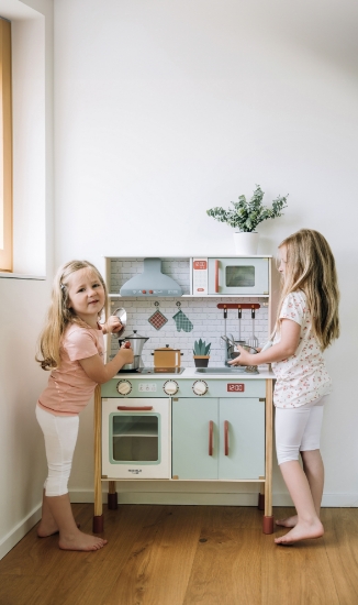 Slika Drvena kuhinja Mini Chef s dodacima 80579 FREE 2 PLAY 