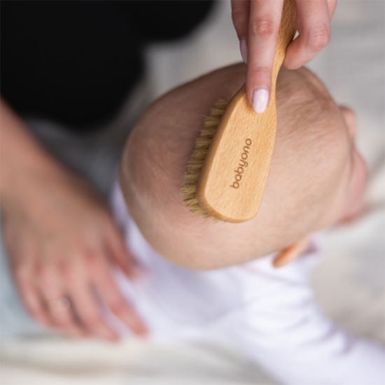 Slika Drvena četka za kosu s prirodnim vlaknima, medium BabyOno 