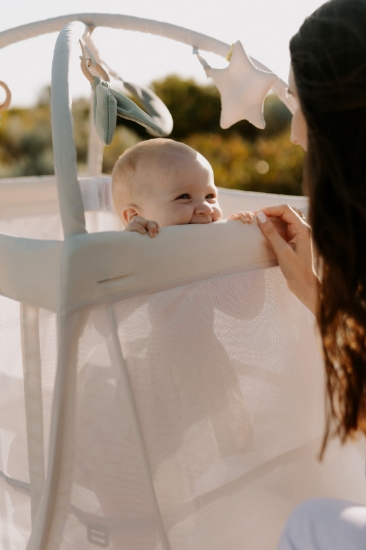 Slika Putni krevetić - Confetti Hearts AeroMoov