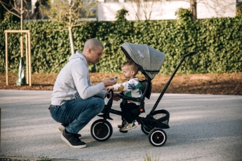 Slika Tricikl Elipso crno-sivi 81590 FREE 2 MOVE 