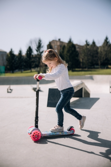 Slika Romobil Zik Zak Jednorog 85390 FREE 2 MOVE