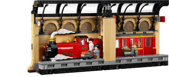 Slika LEGO® HARRY POTTER™ 76450 Kutak za knjige: Hogwarts™ Express