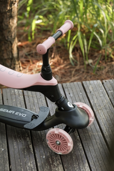 Slika Romobil Sema evo rozi st005 QPLAY 