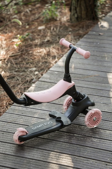 Slika Romobil Sema evo rozi st005 QPLAY 