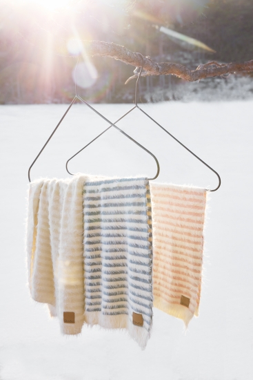 Slika Pletena deka Furry, Faded Rose - Elodie