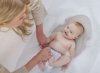 Slika Potpora za kupanje bebe (0 - 6 mjeseci) - White/ Grey Shnuggle 