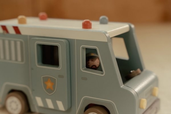 Slika Drveni policijski kombi - Little Dutch