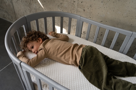 Slika Waldin Oval krevetić 7u1 s madracem