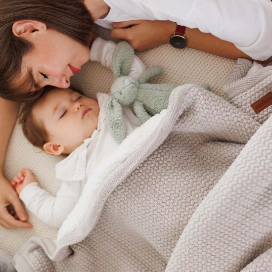 Slika Pletena pamučna dekica obostrana 75x100 cm, siva BabyOno 