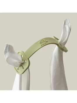 Slika Silikonski držača tetra pelena Olive Green (2 kom) InterBaby 