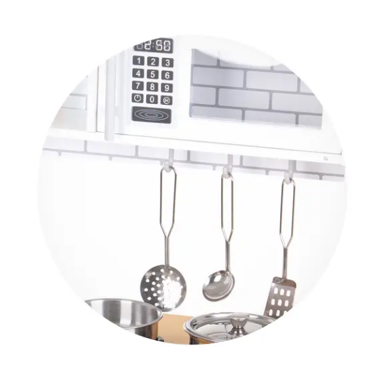 Slika Kuhinja + metalni set za kuhanje Chipolino 