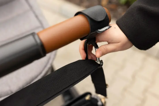 Slika Kožna kuka za dječja kolica Crna 2 kom Zopa 