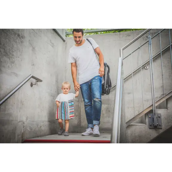 Slika Kolica Swift Plus Mickey Cool Vibes - Hauck