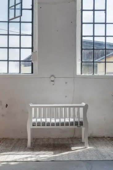 Slika Kolijevka Noble white - Woodies