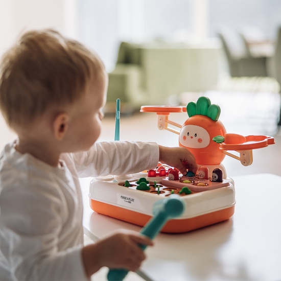 Slika Zabavne mrkvice 4u1 86328 FREE 2 PLAY 