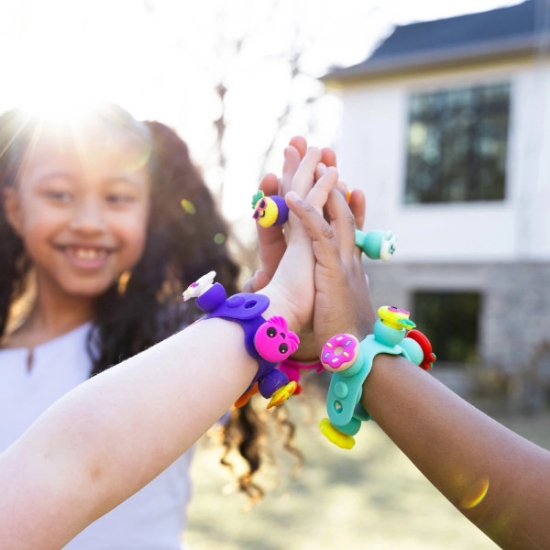 Slika Plip Charms Pop - Šareni privjesci s pop-it efektom